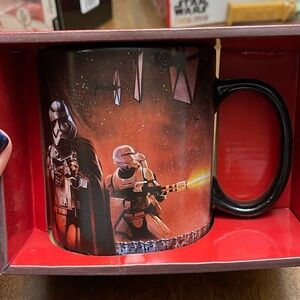 NWOT - Star Wars - The Force Awakens Mug